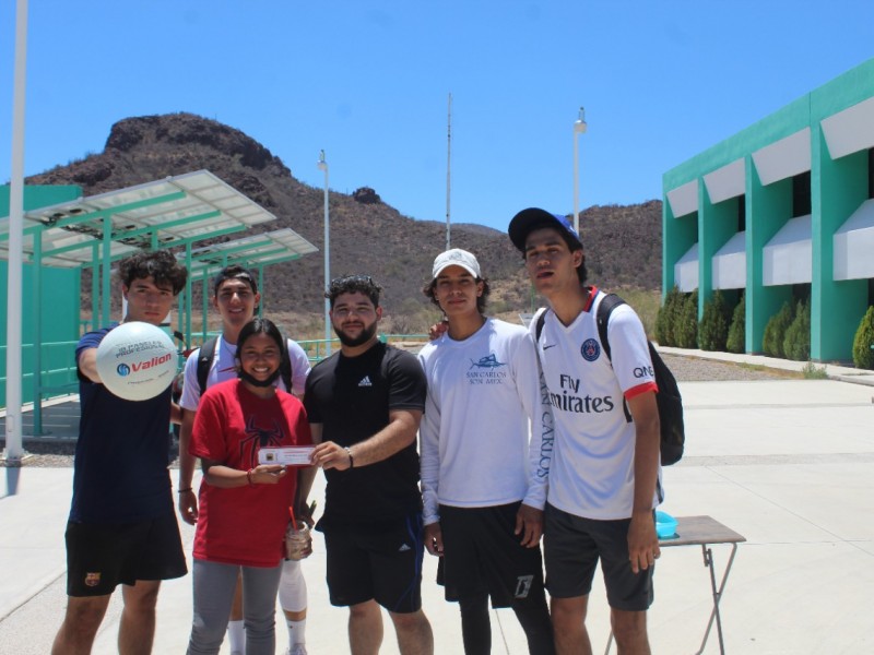 Festeja Instituto de la Juventud con rally en UTG