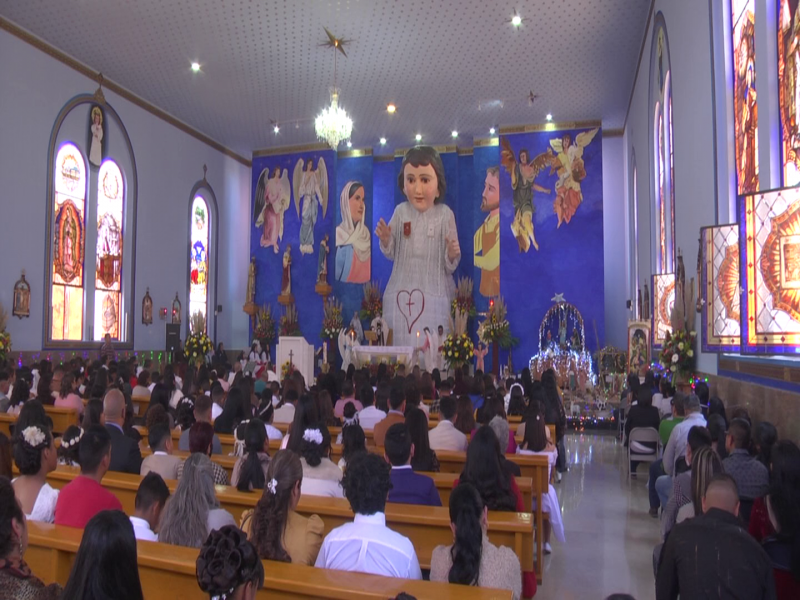 Festejan a niño Dios gigante en Zoquite