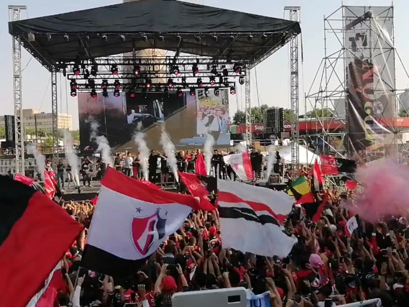 Festeja Atlas el bicampeonato con su afición