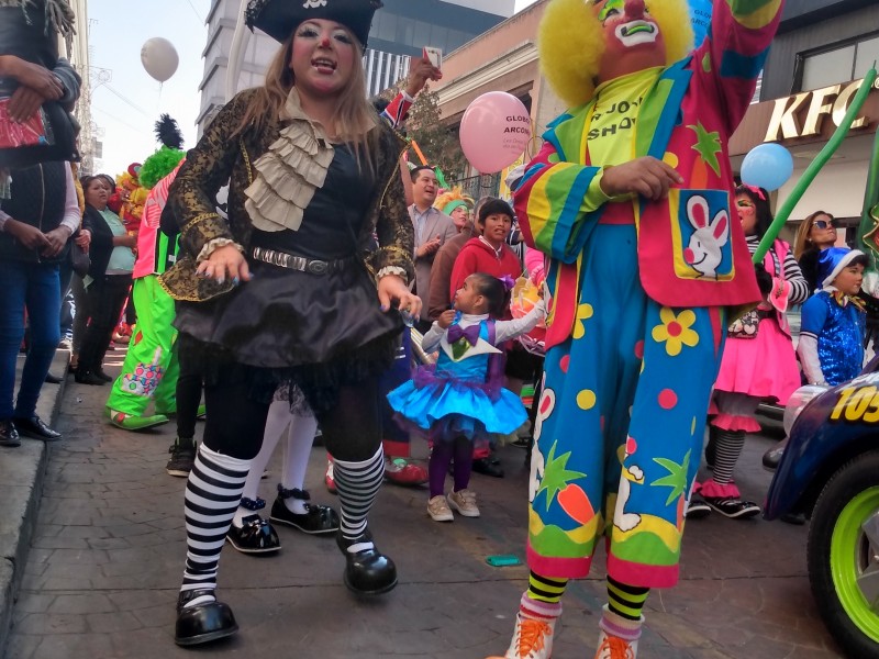 Festejan el Día del Payaso en Toluca