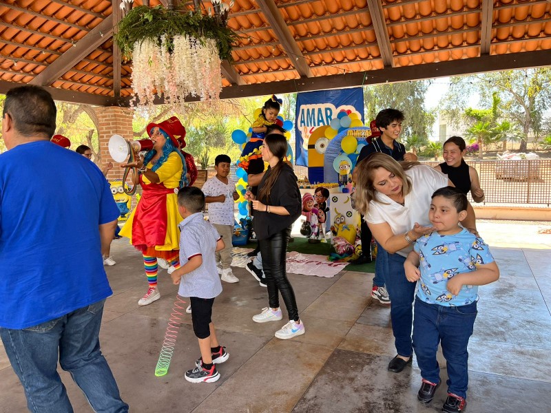 Festejan en grande a niños guerreros