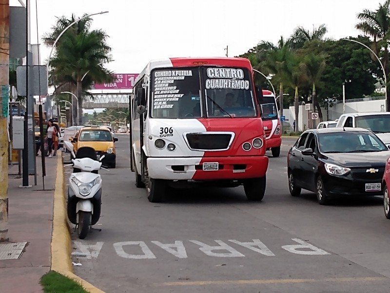 FEUAN afina detalles sobre transporte universitario