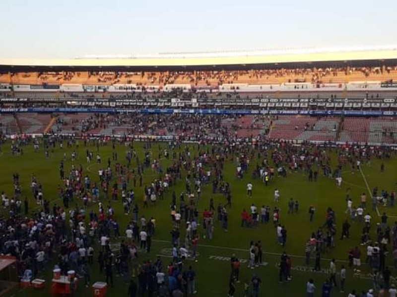 FGE de Querétaro inicia investigación por violencia en el estadio
