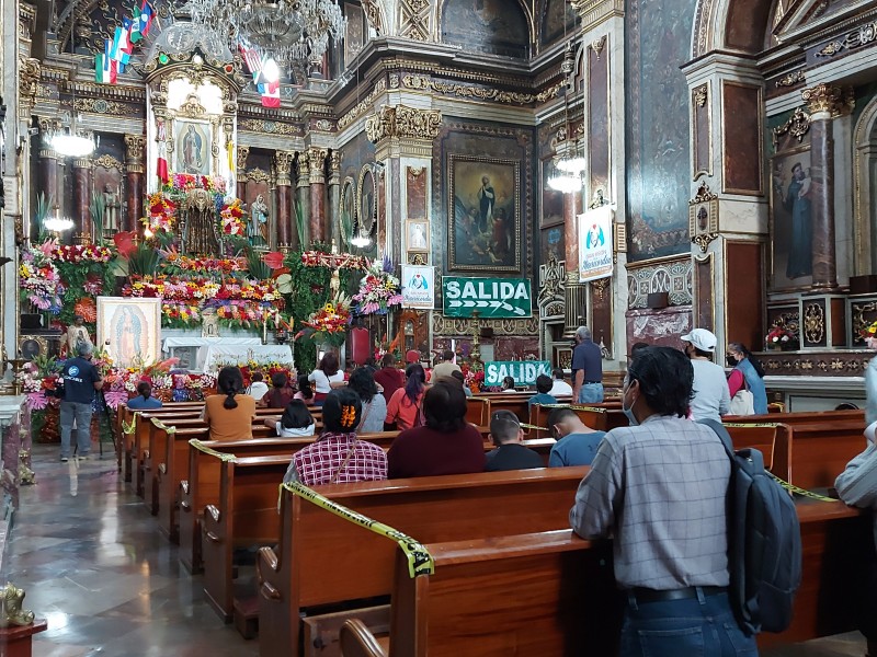 Fieles adelantan visita a la Virgen de Guadalupe