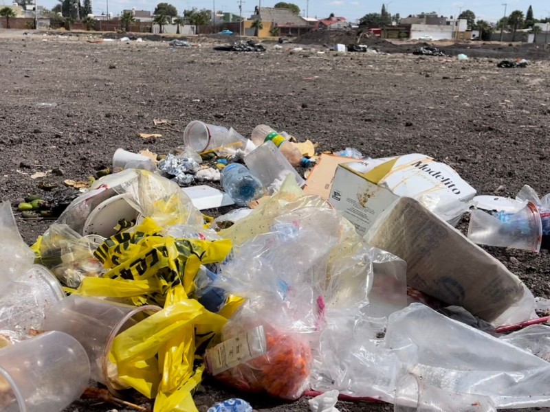Fiestas de Primavera dejaron un basurero: Vecinos