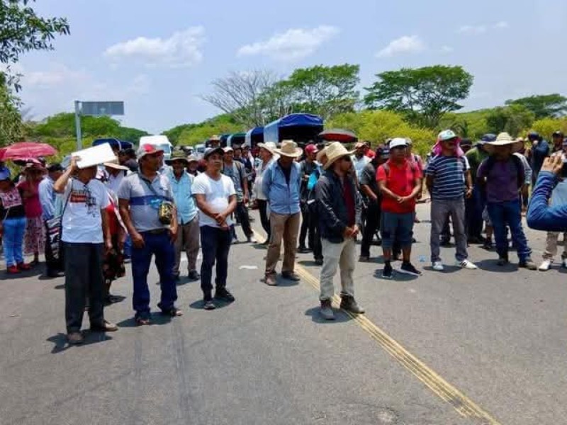 Finaliza bloqueo en Matías Romero tras conseguir mesa de diálogo