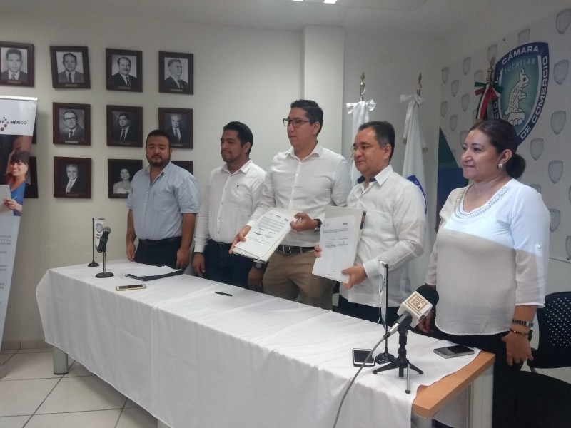 Firma convenio CANACO y FONACOT