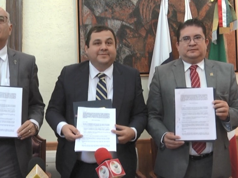 Firma convenio UAZ con UAM