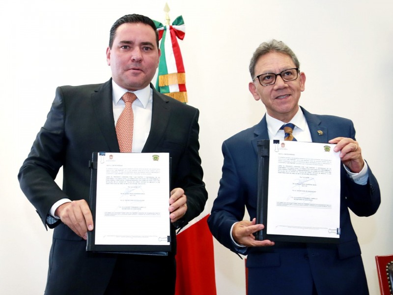 Firman acuerdo por la educación en Edomex