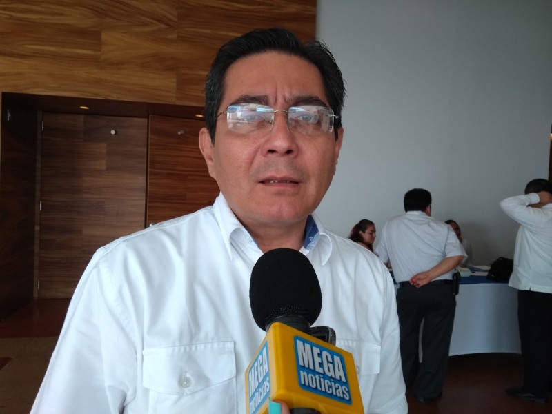 Firman compromiso candidatos a sector empresarial