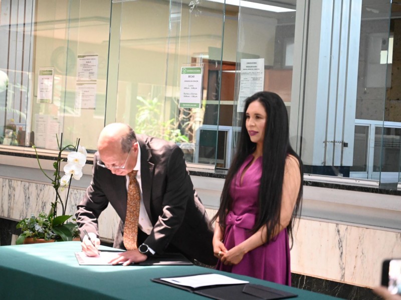 Firman convenio la universidad de Zamora y el poder judicial