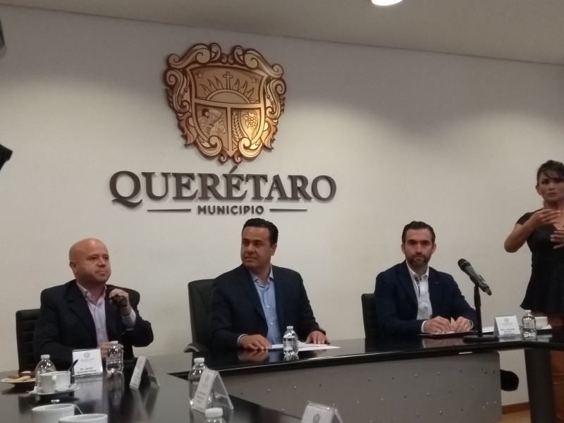 Firman convenio Municipio, IEEQ e InfoQro