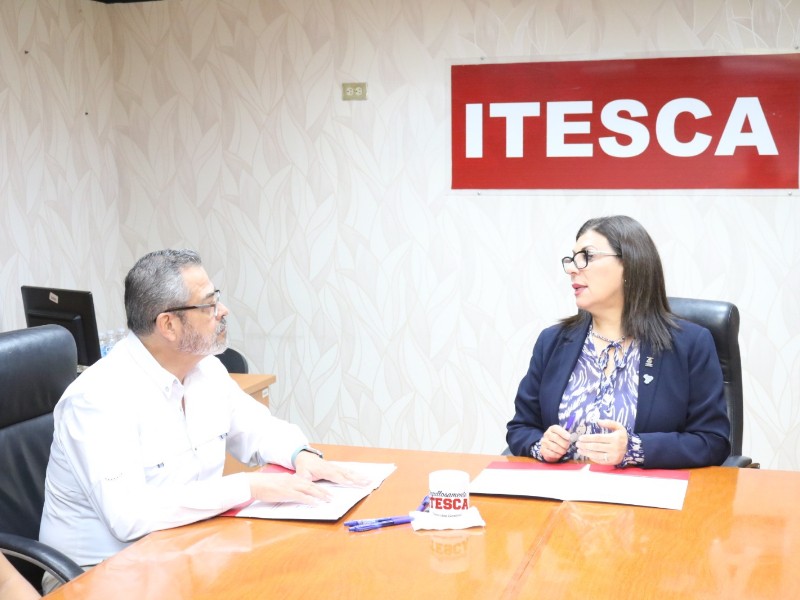 Firman convenio para impulsar proyectos profesionales