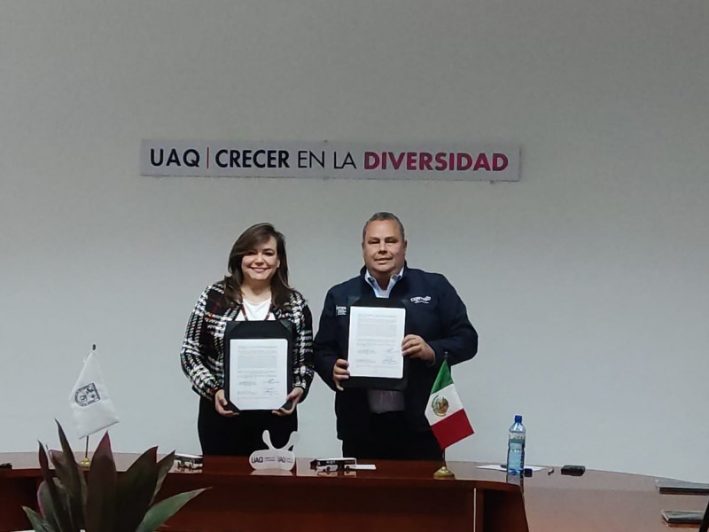 Firman UAQ y AMEQ convenio de movilidad para comunidad universitaria