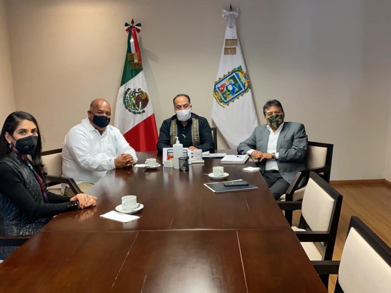 Fiscal de Veracruz se reúne con autoridades de Puebla