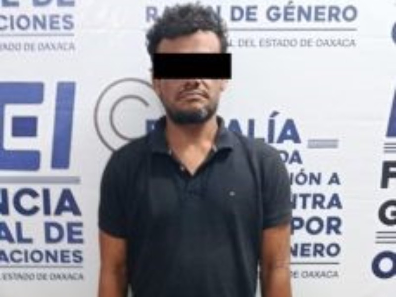Fiscalía logra vinculación a proceso por feminicidio en Santa María Colotepec
