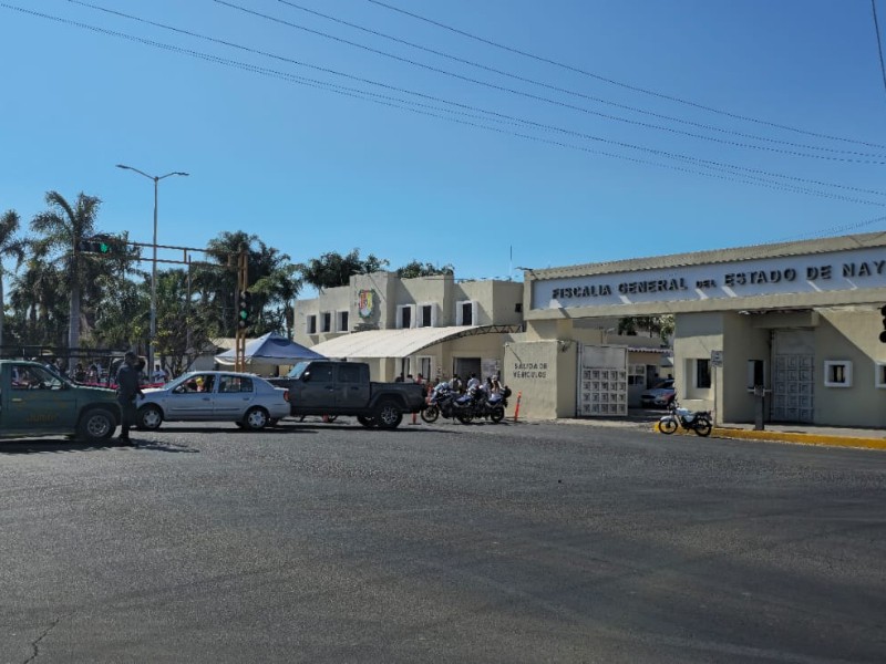 Fiscalía responde a caso de bombero detenido
