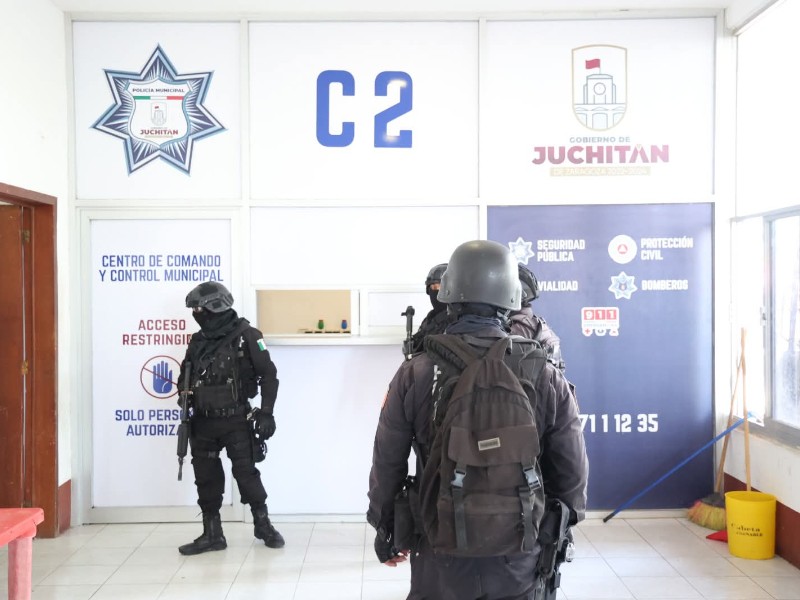 Fiscalía y Gobierno toman control de Policía Municipal y C2 en Juchitán