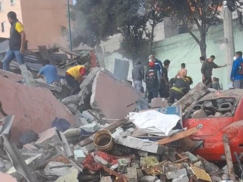 Flamazo causa explosión en vivienda en la CDMX