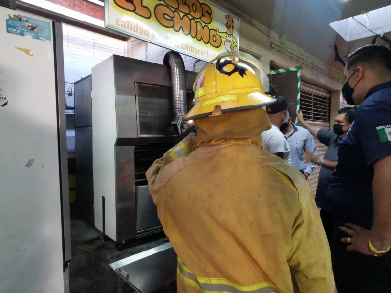 Flamazo en mercado municipal por falta de mantenimiento