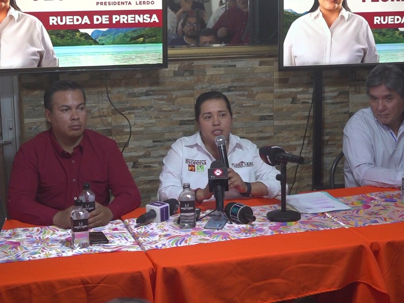 Floral Leal desmiente señalamientos y recibe apoyo de PVEM