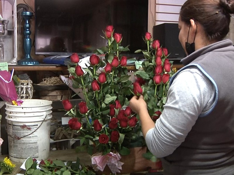 Florerias no se dan abasto por la celebración