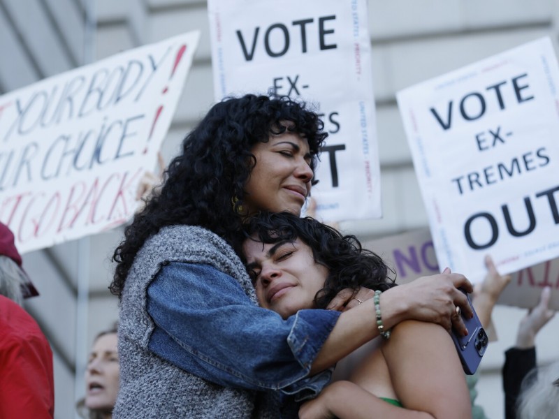 Florida y Kentucky bloquean prohibición del aborto