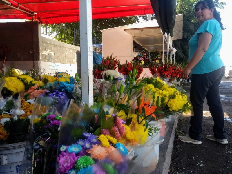 Floristas reportan buena venta