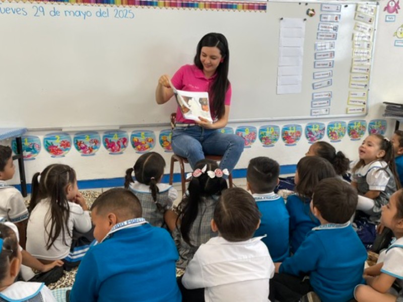 Fomentan lectura en el marco del Día Internacional del Libro
