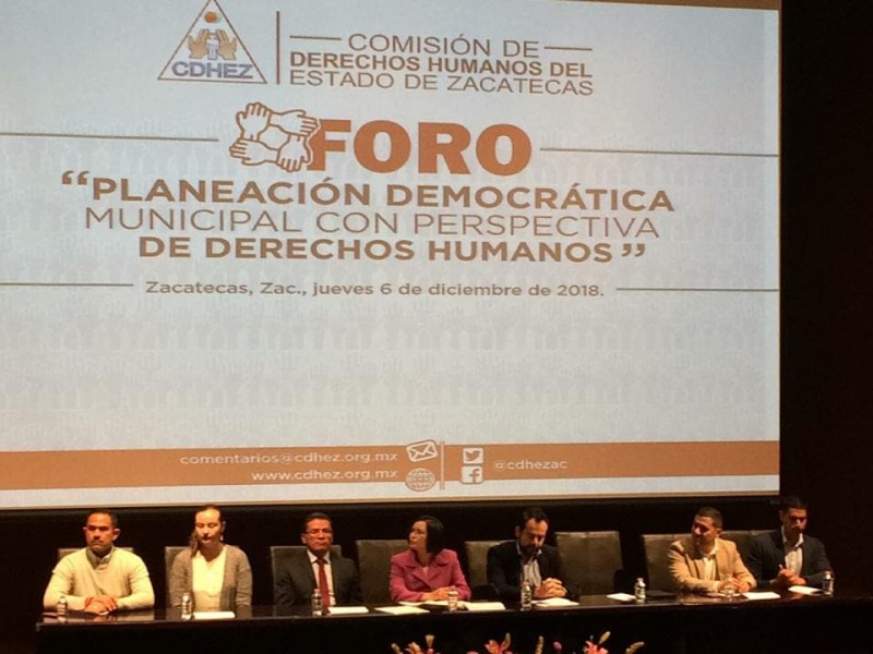 Fomentan los Derechos Humanos en administraciones municipales