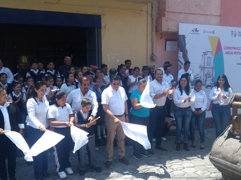 Fortalecen infraestructura urbana del primer cuadro de Ixtlán