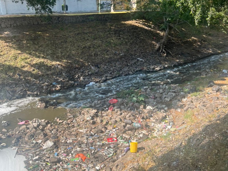 Basura y malos olores en el Río Querétaro (Fotogaleria) | Meganoticias
