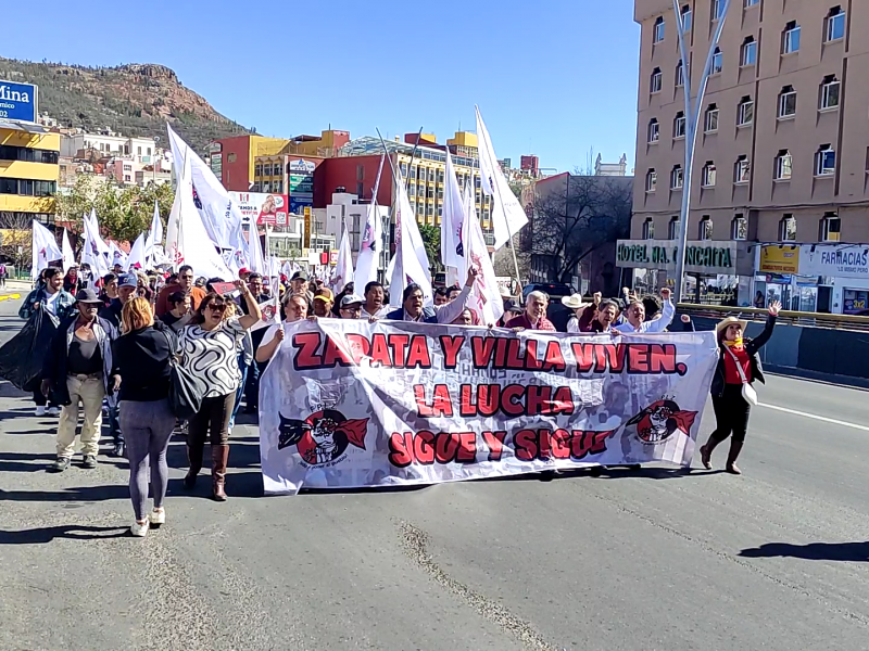 FPLZ marchó en Zacatecas por su aniversario de 50 años