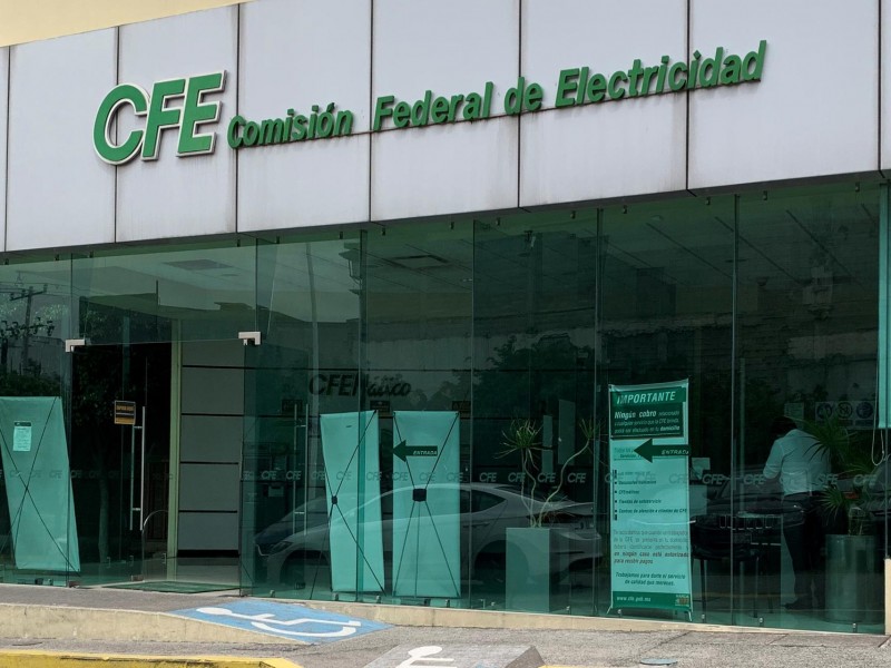 Francia hace préstamo millonario a CFE para megaplanta solar