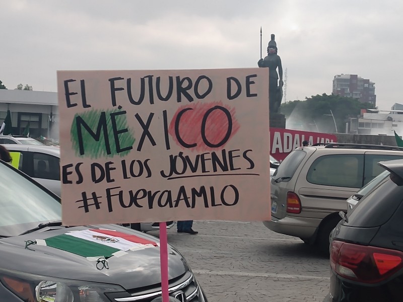 Frenaaa realiza caravana en Guadalajara