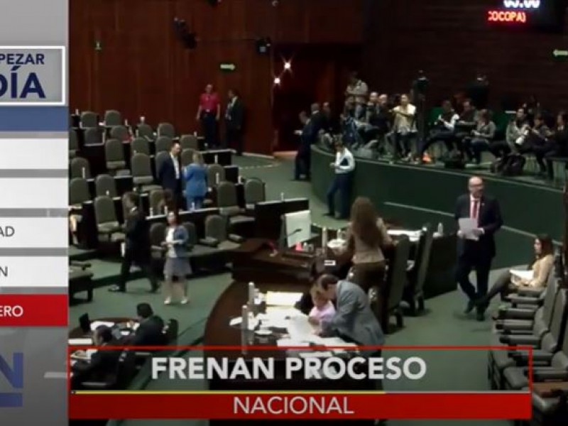 Frenan desafuero de Mauricio Toledo en Diputados