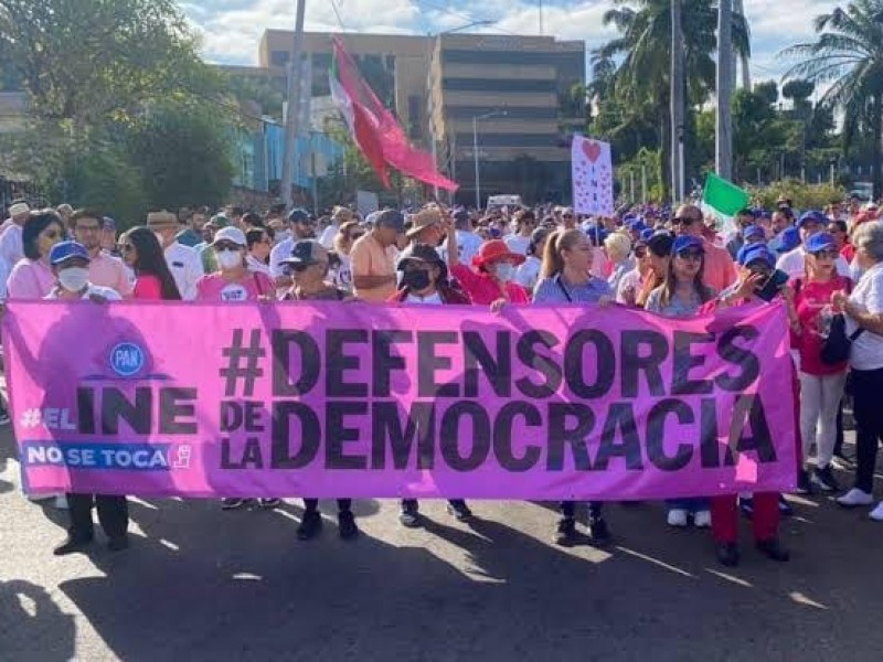 Frente Cívico Nacional anuncia Marcha por la Democracia