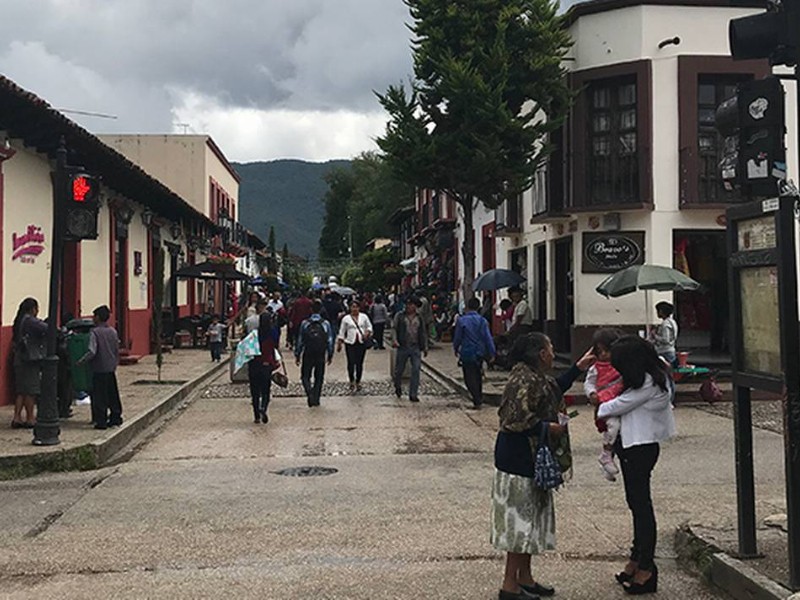 Frente Frío 13 mantiene alerta naranja por lluvias torrenciales en Chiapas