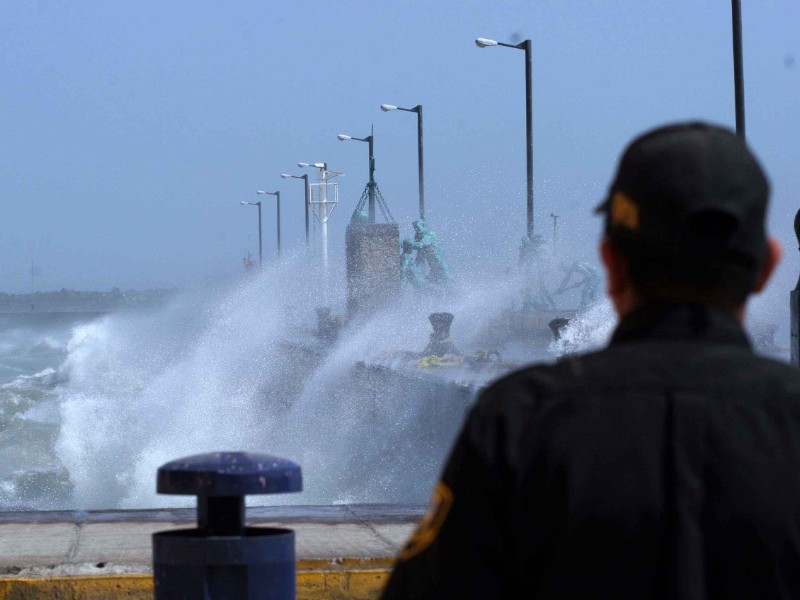 Frente frío 19 dejará lluvias y fuertes vientos hoy en Veracruz
