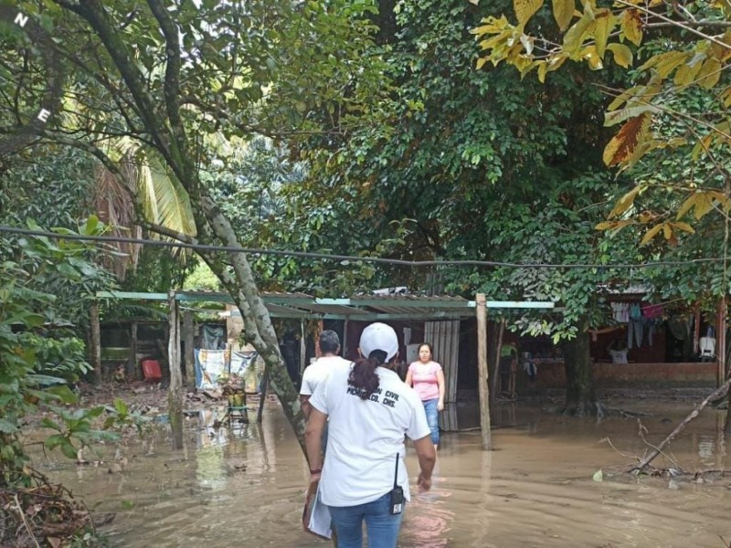 Frente frío 9 deja inundado Pichucalco, 66 viviendas afectadas