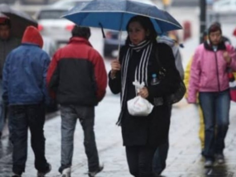 Frente Frío se estaciona sobre sureste con lluvias ligeras