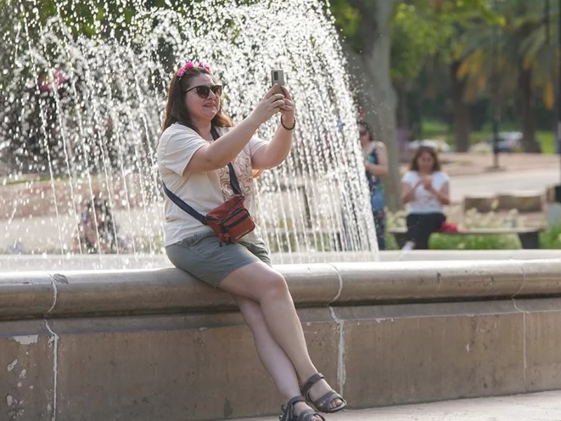 Frente frío y calor extremo azotan México este jueves