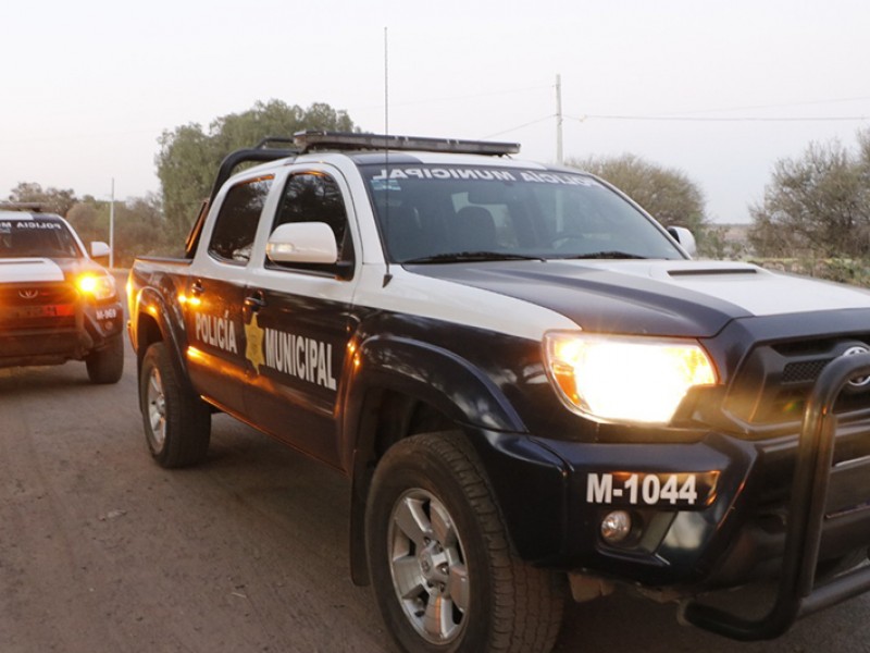 Frustran robo de vehículo en El Obraje