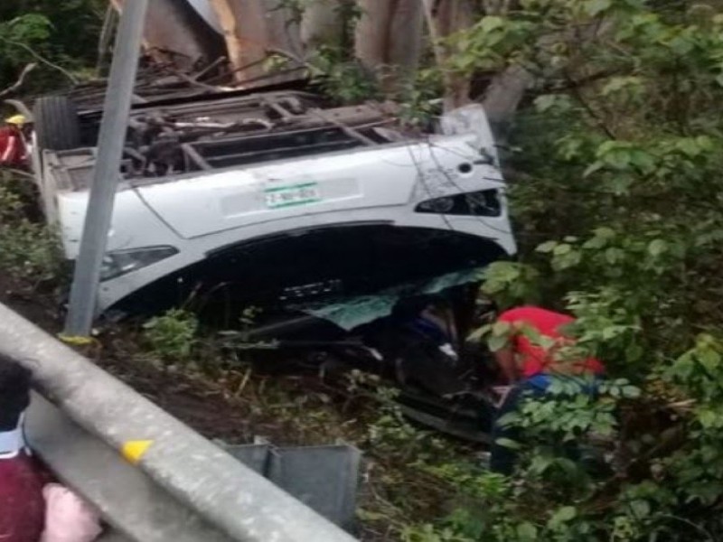 Fueron 11 muertos en accidente de Compostela