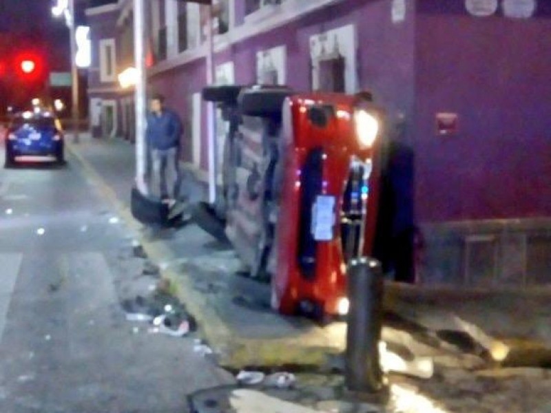 Fuerte accidente en el Centro Histórico de Puebla