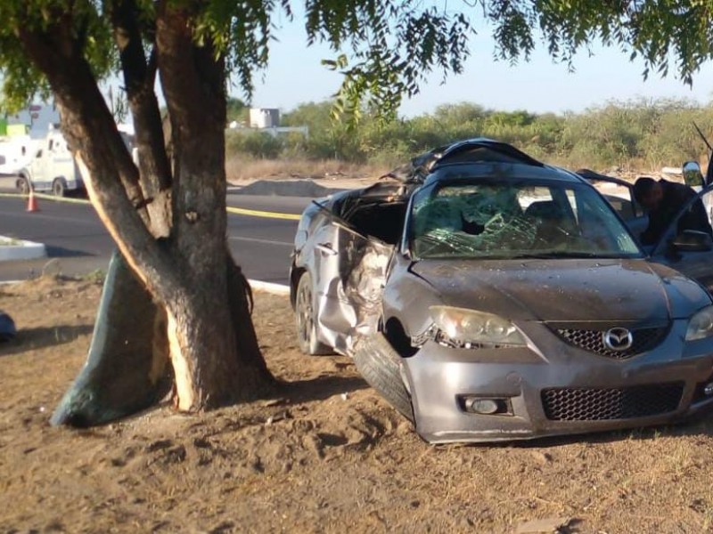 Fuerte accidente en nuevo acceso en Pino Payas