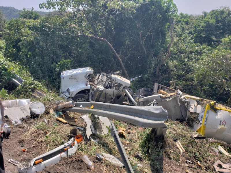 Fuerte accidente sobre carretera Tuxpan-Tampico
