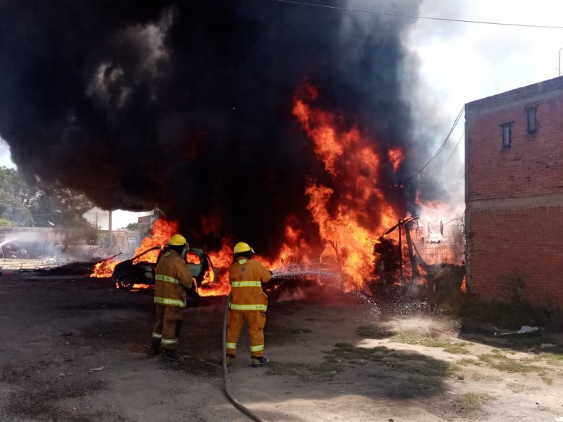 Fuerte incendio en Cholula