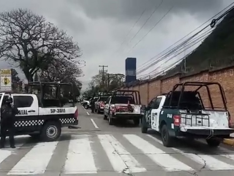 Fuerte operativo en comandancia de Orizaba; habrían desarmado a municipales