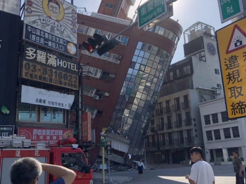 Fuerte terremoto de 7.5 en Taiwán; hay alerta de tsunami